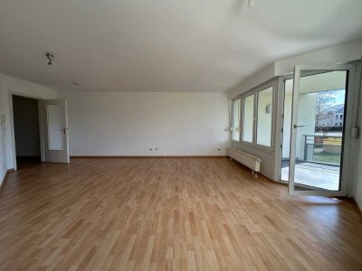 TOP BEZUGSFREI 2-Zimmer-Wohnung mit Tiefgarage & Balkon – Ruhige Lage in Bannewitz!