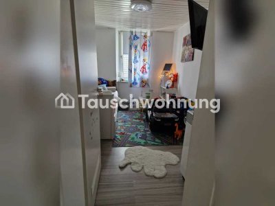 Tauschwohnung: "Tausche 3 kleine Zimmer ohne Balkon gegen größere EG-Wohnu