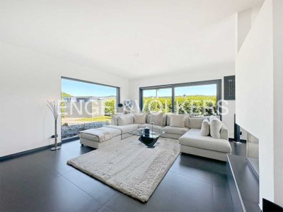 Exclusive Villa im Bungalow-Stil  mit neuer Wärmepumpe und PV-Anlage
