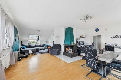 Exklusive 4,5-Zimmer-Wohnung am Roten Hügel mit Kamin & zwei Dachterrassen