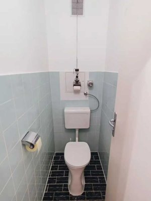 Gepflegte 2-Zimmer-Wohnung mit Balkon und Einbauküche in der Altstadt