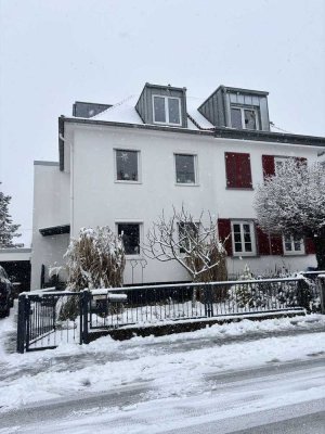 Doppelhaushälfte in Bad Soden 1, gepflegt und komplett saniert, mit großem Garten & Garage
