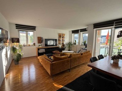2 ZKB + EBK in LU-Mitte mit Klimaanlage, zwei Balkonen, Tiefgaragenstellplatz und Waschküche