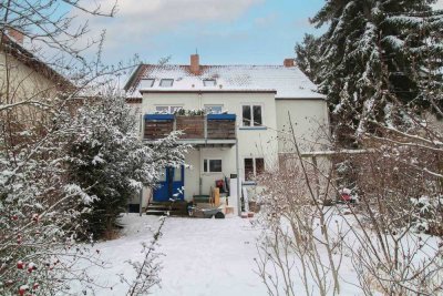 Hochheim + Eigentumswohnung im Dachgeschoß + mit viel Charme + zum Herrichten