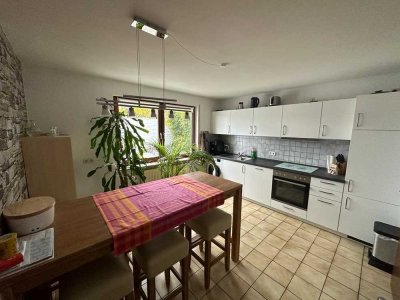 Attraktive 2-Raum-Wohnung mit EBK und Terrasse in Leingarten