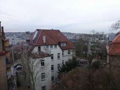 Helle Ein-Zimmer-Wohnung mit Blick über Stuttgart in Stuttgart-Ost
