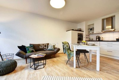 MÖBLIERT -ZUM WOHNEN und WOHLFÜHLEN - 2-Zimmer-Wohnung mit Terrasse in Leonberg