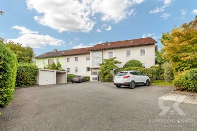 Attraktive 3-Zimmer-Wohnung mit Balkon, Einbauküche und Garage in zentraler Lage Weiden´s