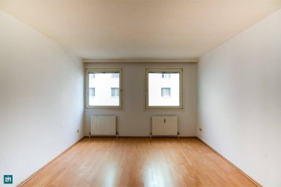 SCHÖNE 2 - ZIMMER WOHNUNG / NÄHE HAUPTBAHNHOF