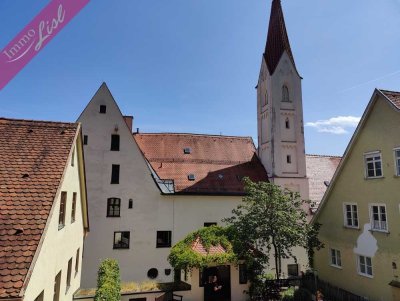 "Leon" - 3-Zimmer - kernsanierte Altstadtwohnung, barrierearm