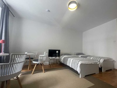 Möbliertes Apartment in bester Lage in Schwabing!