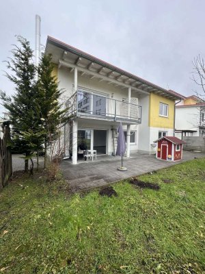 Großzügiges Zweifamilienhaus in Friedrichshafen