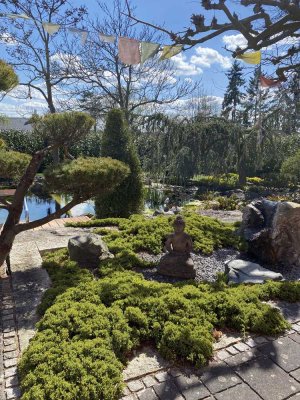 RESERVIERT: Energieeffizienter Villa in sonniger Lage in Eckenhaid mit schönen Garten