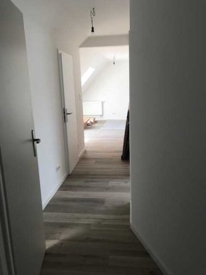 Schicker Neuausbau mit Loggia an der schönen Waldquelle