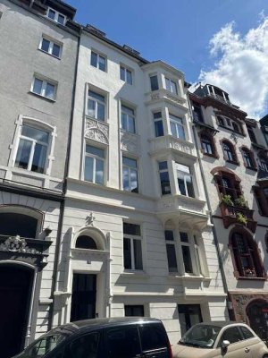 Denkmal  Altbau Toplage Kunibertsviertel Dachterasse