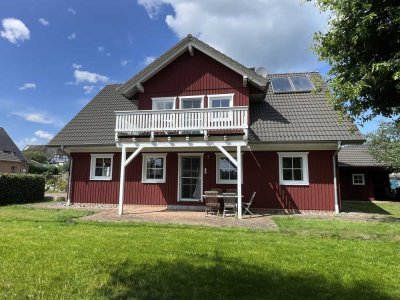 Einfamilienhaus in skandinavischem Stil mit direkter Lage zum Biosphärenreservat