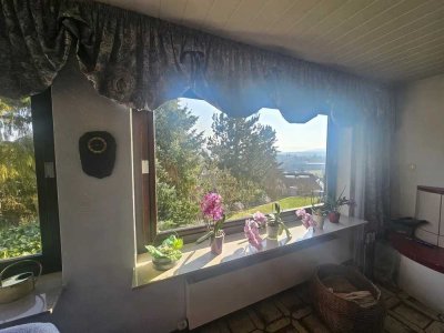 Haus für große Familie mit Einliegerwohnung und Garten