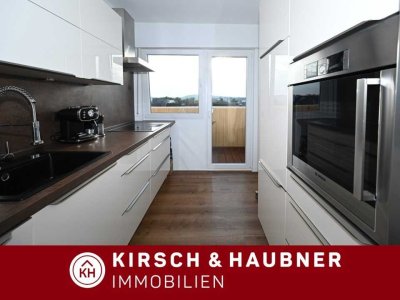 Kernsanierte Wohnung mit Dachterrasse!
ALLES WIE NEU!
Fürth - Zentral
