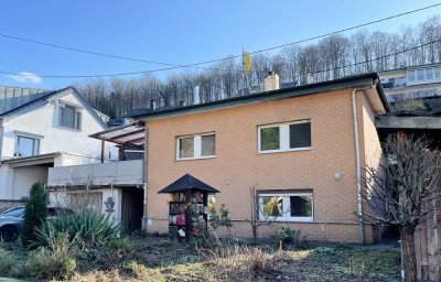 Renovierungsbedürftiges Einfamilienhaus mit Einliegerwohnung in Koblenz  Braubach