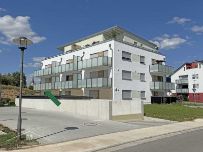 Neubau: 3-Zimmer-OG-Whg. mit Aufzug, EBK u. Tiefgarage in sonniger u. ruhiger Lage von Berching