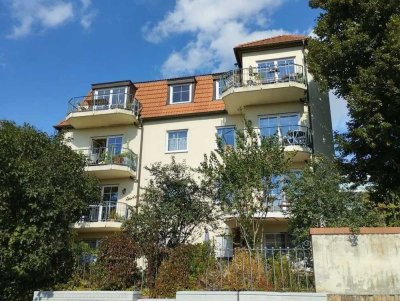 TOPLAGE Radebeul-West: 2-Raum-Wohnung mit grandiosem Blick ins Elbtal