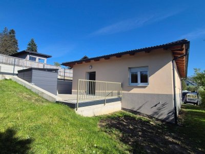 NEUBAU BUNGALOW IN SEHR GUTER WOHNLAGE MIT AUSBLICK