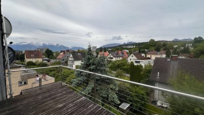 Charmante Dachgeschosswohnung mit großer Terrasse &amp; traumhaftem Bergblick in Feldkirch-Tisis
