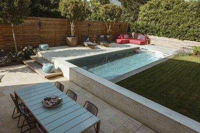 Provisionsfrei: Edle VILLA mit wunderschönem Fernblick und Edelstahlpool in exklusiver Hietzinger Top-Lage