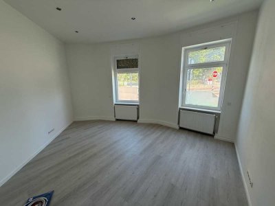 schöne kleine sanierte  2 Zi- EG Altbau Whg auf Burgstraße ab 01.08.2025 zu vermieten.