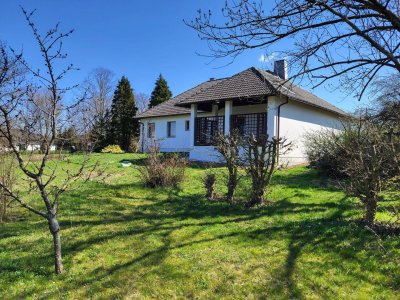 "IN KAUFABWICKLUNG!" GEPFLEGTER BUNGALOW MIT GROSSEM GRUND UND KELLERSTÖCKL