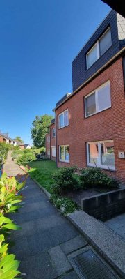 Beste Lage in Lilienthal: 4 Zimmer-Maisonette-Wohnung + Loggia + Stellplatz