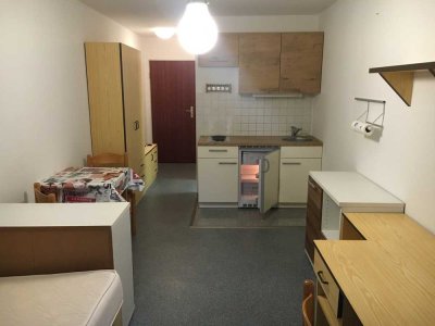 Helle 1-Zimmer Wohnung im 3. OG mit Balkon in Passau-Haidenhof Süd