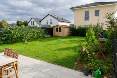 Attraktive 4-Zimmer-Doppelhaushälfte mit gehobener Innenausstattung in Brieselang