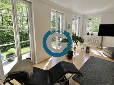 STILVOLL AUSGESTATTET- TERRASSE, GARTEN, BODENTIEFE FENSTER & PARKETT - TG-STELLPLATZ