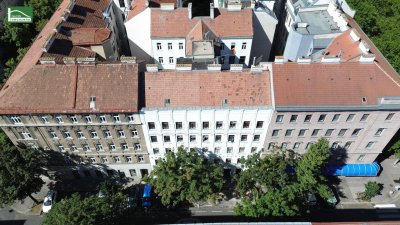 Unsanierte Wohnung im EG im schönen Altbau - Stuwerviertel - Nähe Vorgartenmarkt