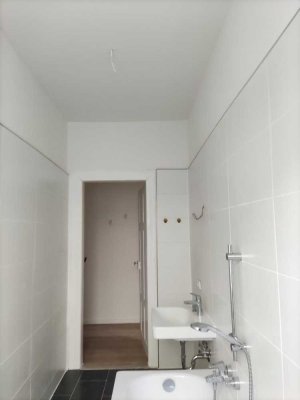 helle 2 Zimmer-Wohnung im Erdgeschoss