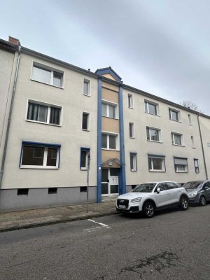 Helle 4-Zimmer-Wohnung mit Balkon im Südostviertel zum 01.01.2026 wartet auf Sie!