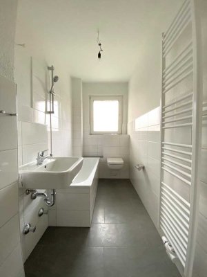 Frisch renovierte 4-Zimmer Wohnung