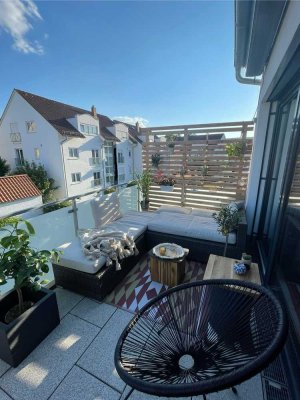 Stilvolle, neuwertige 3,5-Zimmer-Wohnung mit großem Balkon