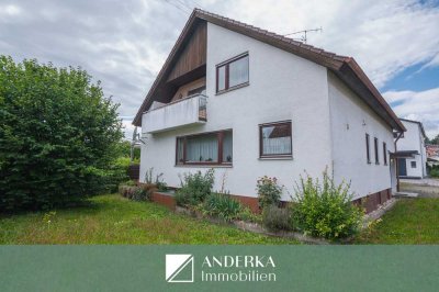 Das Zuhause für Generationen – Großes Zweifamilienhaus mit Garten in Unterelchingen zu verkaufen!