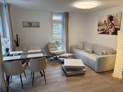 Erstbezug nach Sanierung: Schicke 2-Zimmer-Wohnung mit Balkon in München