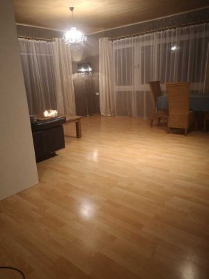 Erstbezug nach Sanierung: 2-Zi.-Wohnung mit Balkon in Bad Salzschlirf