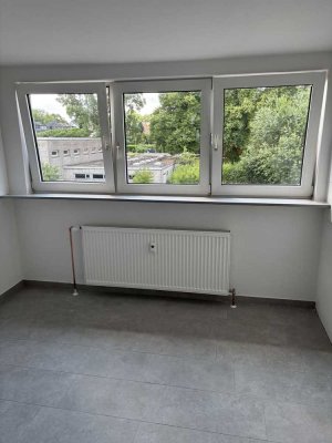 Neu renovierte moderne 2,5-Zimmer-Wohnung in Oberhausen