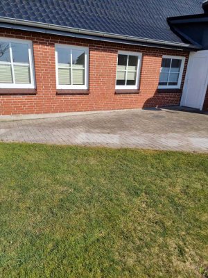 Charmante, neu renovierte 4-Zimmer-Altbauwohnung mit Terrasse in Wittbek