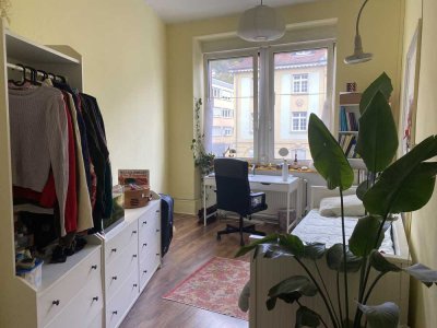 Nachmieter gesucht für 2-Zimmer-Wohnung mit Einbauküche in Heidelberg | 2er-WG geeignet