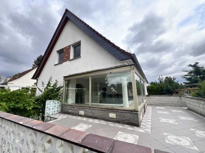 Architektenhaus mit Stil, 208 m² , 7 Zimmer, Kamin, Pool, Heizung neu, Keller, Traumterrasse, VIDEO