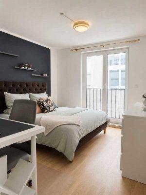Einziehen und wohlfühlen: Neuwertige 2-Zimmer-Wohnung mit Südbalkon