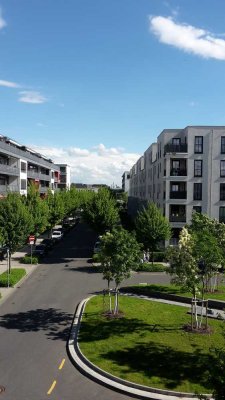 Exklusive, neuwertige 3-Zimmer-Wohnung mit Balkon und EBK in Frankfurt/Riedberg