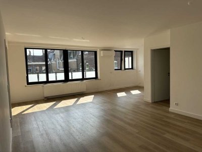 Schöne Wohnung zu vermieten +++ 15qm Balkon +++ offene Küche