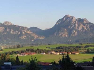 Exklusive 2-Raum-Wohnung komplett möbliert u. eingerichtet